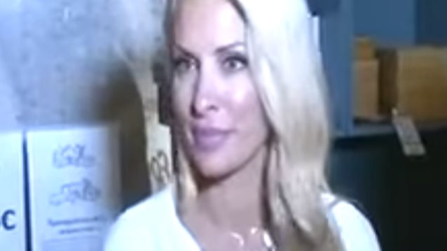 Ελένη Μενεγάκη: Το ταξίδι στη Θεσσαλονίκη &amp; η αποκάλυψη για τη ζωή της με τον Μάκη Παντζόπουλο