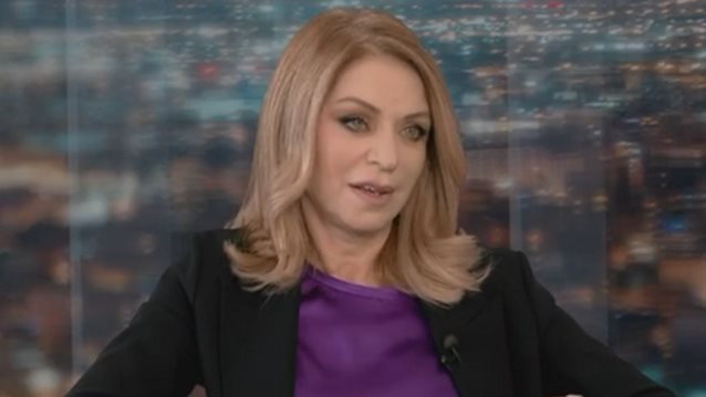 Έλλη Στάη: "Κατέληξα να αυτοψυχοθεραπεύομαι"