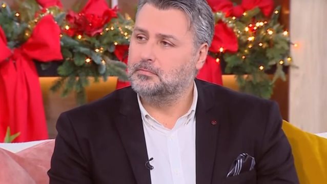 Ο Γιάννης Καλλιάνος αποκαλύπτει: "Πήγα σε ψυχίατρο - Η σύζυγός μου πρότεινε έναν"