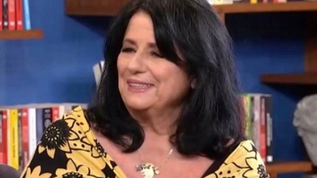 Άννα Βαγενά: &quot;Ο Λουκιανός Κελαηδόνης είναι παρών συνέχεια - Ήμασταν δύο καλλιτέχνες που παλέψαμε μόνοι μας για όλα&quot;