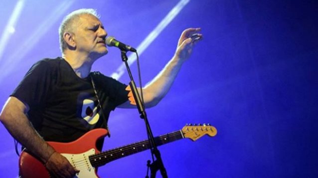 Νίκος Πορτοκάλογλου: Ο γιος του έγινε 19 ετών και ποζάρει στο πλευρό του!