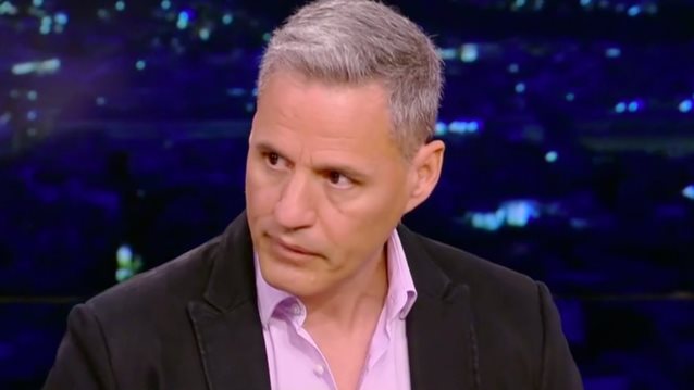 Γρηγόρης Πετράκος: "Ο τελικός σκοπός είναι ο πλήρης έλεγχος της ελεύθερης βούλησης του ανθρώπου"