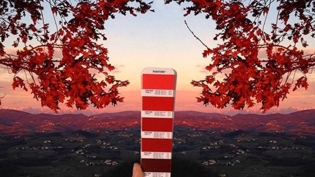 Ένας Ιταλός γραφίστας ανακαλύπτει τα χρώματα της Pantone σε φυσικά τοπία
: Τελικά, τα καλύτερα χρώματα είναι τα φυσικά
