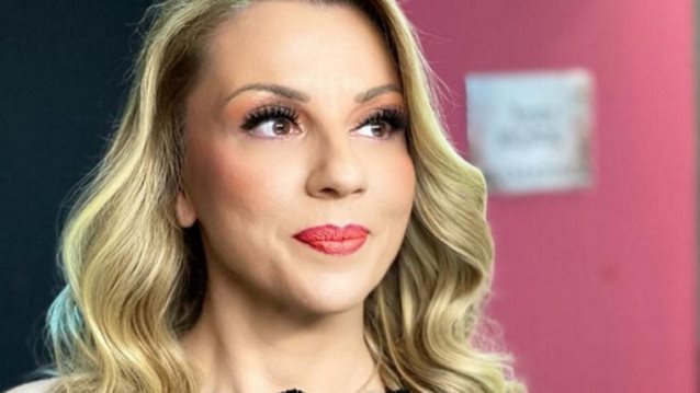 Mε πιο κοντά μαλλιά από ποτέ η Ματίνα Νικολάου λίγο πριν την πρεμιέρα του "Καλό Μεσημεράκι"