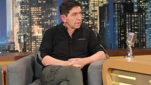 Γεράσιμος Σκιαδαρέσης: Η αποκάλυψη για τις γυμνές σκηνές στο Netflix: «Τρεις μέρες δεν έβαλα ρούχο πάνω μου»