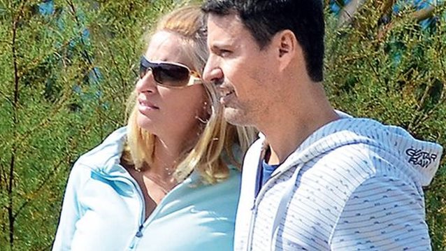 Γρηγόρης Πετράκος - Θεοφανία Παπαθωμά: Οι λεπτομέρειες της βάφτισης της κόρης τους