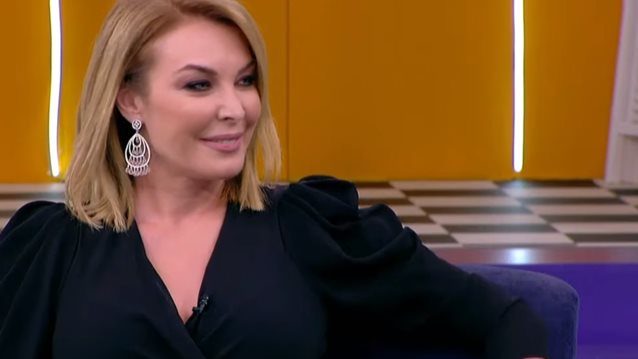 Τατιάνα Στεφανίδου: Οι αποκαλύψεις στον Μουτσινά: Το «κόψιμο» της εκπομπής της, ο ανταγωνισμός &amp; τα νούμερα τηλεθέασης