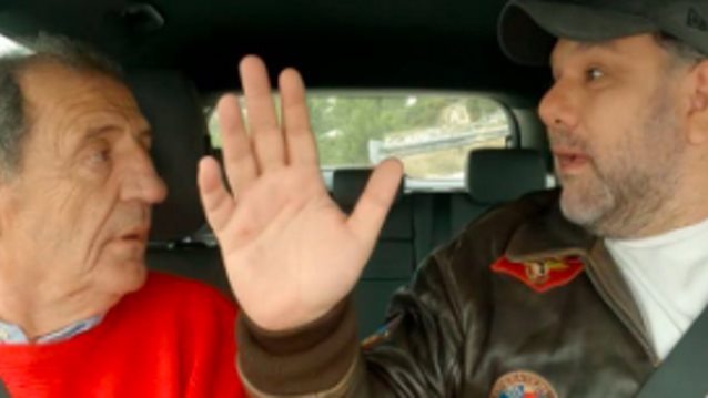 Γρηγόρης Αρναούτογλου | Το αστείο περιστατικό που του συνέβη το 1998