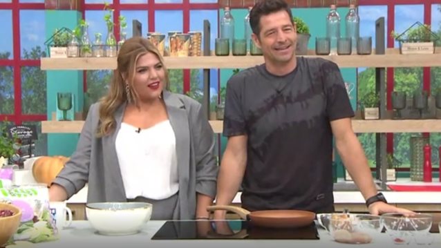 Η Συνταγή της Ημέρας: Ο Απόστολος Ρουβάς ετοιμάζει πράσινη σαλάτα με κοτόπουλο και αβοκάντο