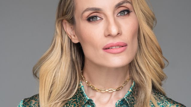 Ελεονώρα Μελέτη: &quot;Βγαίνουν κάποιες κακοποιημένες αλήθειες στην επιφάνεια. Δε  χρειάζεται να κακοποιούνται ξανά από την υποκρισία κομπάρσων&quot;