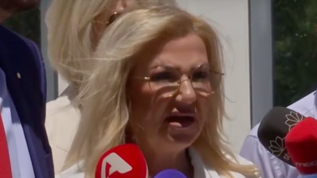 Στάθα Καραϊβάζ: &quot;Δεν πιστεύω ότι υπάρχει δικαίωση στον θάνατο του Γιώργου Καραϊβαζ&quot;