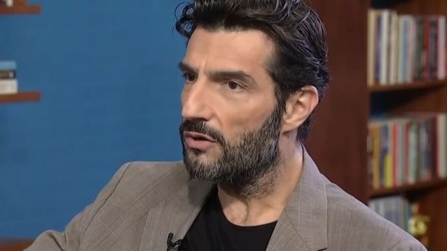 Ο Νίκος Κουρής μιλά για τον επικείμενο γάμο του &amp; τη σκέψη να εγκαταλείψει την υποκριτική