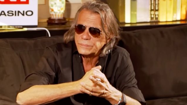 Ηλιας Ψινακης: &quot;Δεν μιλαω για αυτο το θεμα και δεν εχω δωσει ποτε δικαιωμα σε κανεναν&quot;