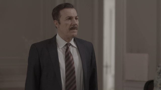 Ο Παράδεισος των κυριών | Ο απόκοσμος ήχος ενός πυροβολισμού ξυπνάει απότομα τον Χριστόφορο