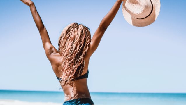 Πώς θα ξεφουσκώσεις μετά τις διακοπές; : Οι καλύτερες συμβουλές για άμεση επαναφορά
