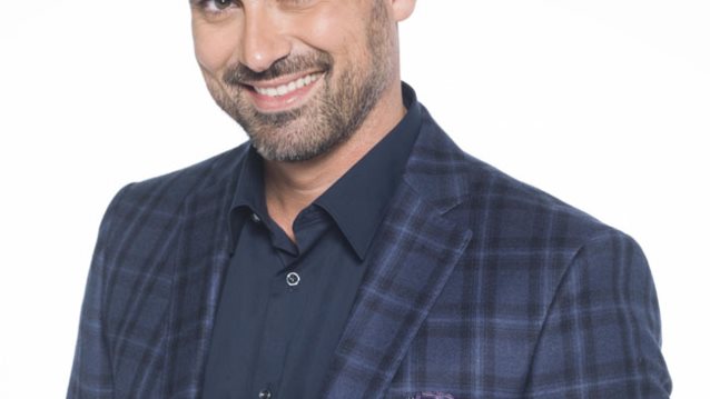 Γιώργος Καπουτζίδης: Υποδέχεται τα Χριστούγεννα με ένα φαντασμαγορικό Christmas Festival!