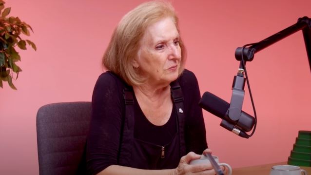 Συγκινεί η Κάρμεν Ρουγγέρη: &quot;Το έδωσα στη δημοσιότητα αφού έγινε η κηδεία του συζύγου μου, γιατί δεν ήθελα να γίνει σόου&quot;