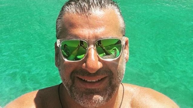 Γιώργος Λιάγκας: Δείτε την τρυφερή φωτογραφία με τους γιους του!