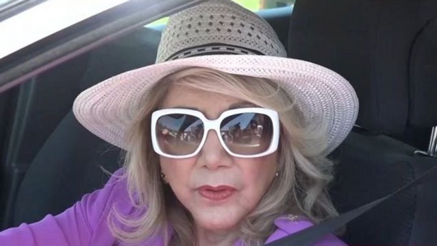 Λίτσα Πατέρα: &quot;Δεν θα ακολουθούσα τη Φαίη Σκορδά σε άλλο κανάλι&quot;