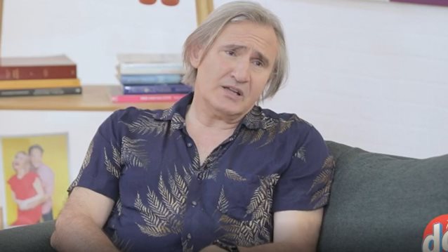 Ο Άκης Σακελλαρίου για την περιπέτεια της υγείας του: &quot;Είναι μια παλιά ιστορία που με ταρακούνησε&quot;