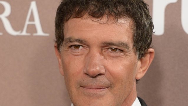 Antonio Banderas: Στέλνει μήνυμα συμπαράστασης στον ελληνικό λαό
