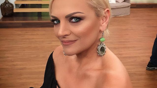 Χριστίνα Λαμπίρη: Φωτογραφίζεται «χωρίς φίλτρα, χωρίς αλλαγή στα χρώματα, μόνο με αλήθειες»!