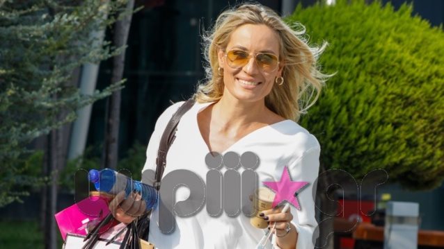 Ελεονώρα Μελέτη: Για Shopping Therapy! Όλες οι φωτογραφίες από τη νέα δημόσια εμφάνιση