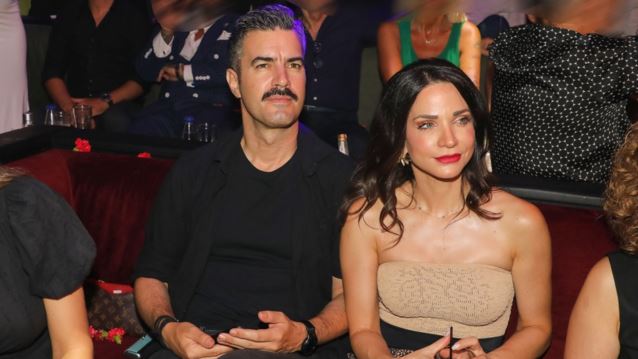 Ο Γιάννης Τσιμιτσέλης και η Κατερίνα Γερονικολού full in love σε βραδινή έξοδο στα μπουζούκια