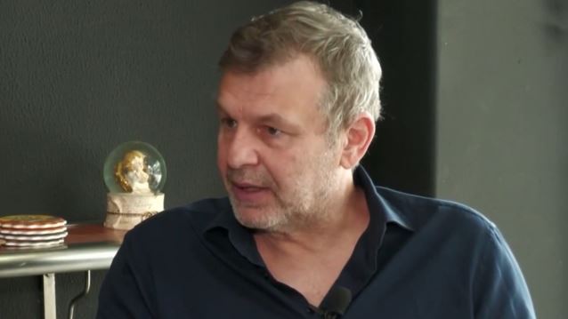 Απόστολος Γκλέτσος: "Αν μου πρότειναν να συμμετάσχω σε κριτική επιτροπή θα το έκανα γιατί τα λεφτά είναι εύκολα, αν και δεν σκαμπάζω γρι"