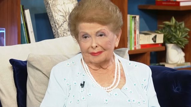 Η Βέφα Αλεξιάδου μιλά για τον θάνατο της οικογένειάς της: &quot;Εκεί έκλαψα τα κορίτσια μου και τον άντρα μου, εκεί άφησα τον πόνο μου&quot;