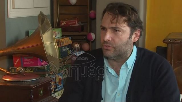 Παναγιώτης Μπουγιούρης: &quot;Στο θέατρο ο καθένας μπορεί να κουβαλάει στην ψυχή του τραύματα, που νομίζει ότι μέσα από την τέχνη θα τα γιατρέψει&quot;