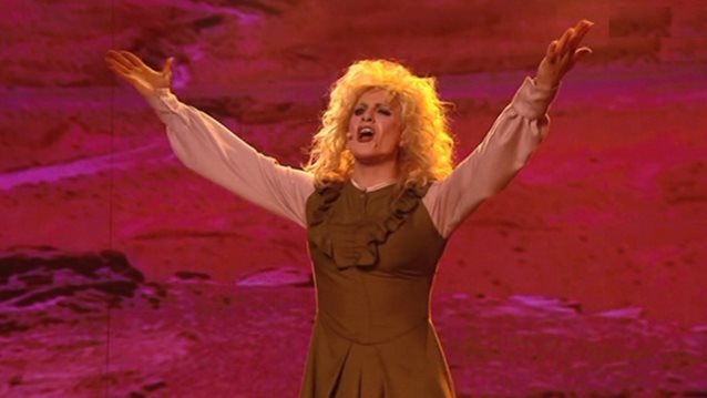 YFSF All Star | Ο Ίαν Στρατής ζητάει απεγνωσμένα έναν... ήρωα!