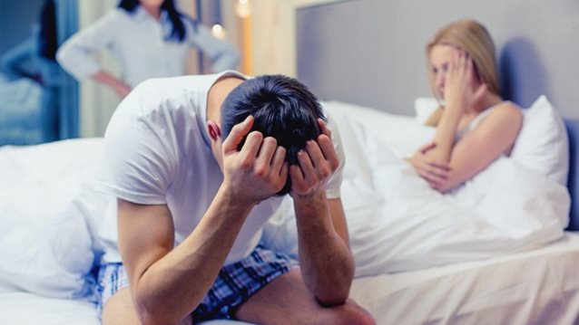 Γιατί τα μοναχοπαίδια είναι πιο πιθανό να απατήσουν στη σχέση τους
: Αν έχεις σύντροφο μοναχοπαίδι είναι πολύ πιθανό να «στα φορέσει»