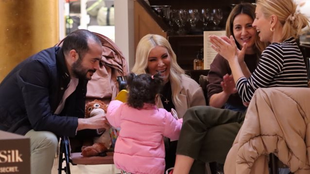 Η Κατερίνα Καινούργιου ποζάρει με τον Στέλιο Μανουσάκη και στέλνει μήνυμα στη Μαρία Ηλιάκη