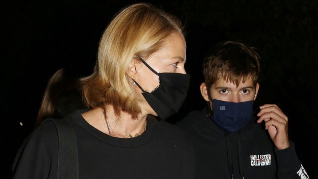 Η Τζένη Μπαλατσινού σε σπάνια δημόσια εμφάνιση με τον γιο της, Μάξιμο