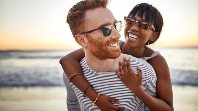 Γυαλιά ηλίου: Τα πιο συνηθισμένα λάθη που κάνεις!