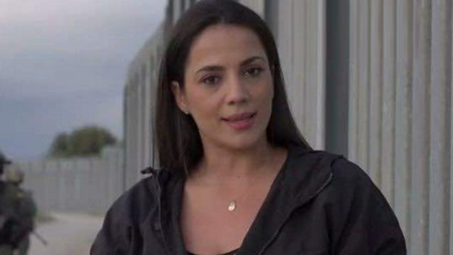 Εξαλλη off camera η Ευλαμπια Ρεβη - Εμεινε ανοιχτο το μικροφονο στον αερα του ΣΚΑΙ