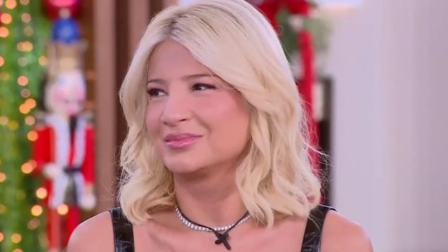 Το σχόλιο της Φαίης Σκορδά: "Κατά λάθος θα έγινε"