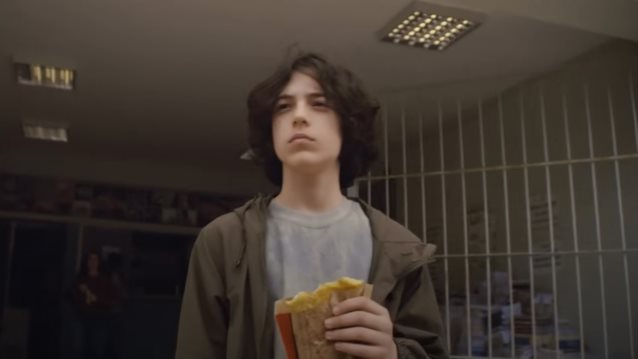 #StopBullyingGR | Ένα viral video που δεν θα σώσει τον κόσμο, αλλά μπορεί να στον συστήσει αλλιώς