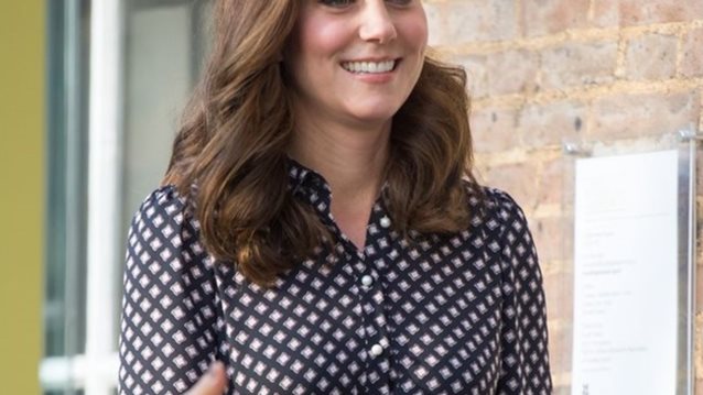 Kate Middleton: Δηλώνει ενθουσιασμένη για τον αρραβώνα της Meghan με τον πρίγκιπα Harry
