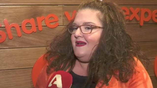 "Καταπέλτης" η Σοφία Βογιατζάκη: "Ξαφνικά βγαίνουμε όλοι και κουνάμε τα δαχτυλάκια"