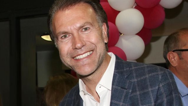 Σωτήρης Πολύζος: Σπάνια βραδινή έξοδος με την κόρη της Μιμής Ντενίση!