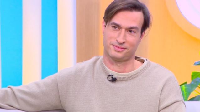 Κωνσταντίνος Μαγκλάρας: &quot;Το πρόβλημα ξεκίνησε με έναν οξύ πόνο όταν πήγα να σηκώσω το μωρό - Πάω να το πιάσω και έμεινα εκεί&quot;