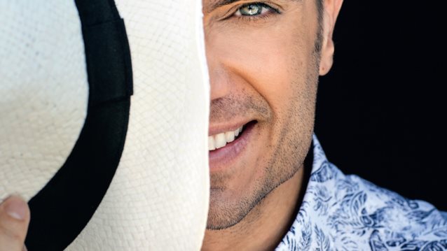 Μύρωνας Στρατής: Μιλάει για την πολύχρονη σχέση του και το επόμενο επαγγελματικό βήμα του!