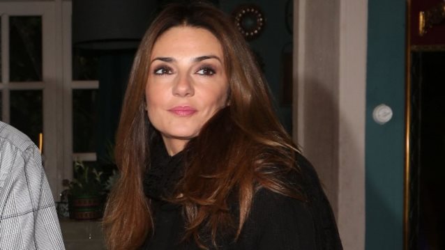 Πρωτοχρονιά στην παραλία | Η Μαρία Λεκάκη ποζάρει με μαγιό και εντυπωσιάζει με τις αναλογίες της