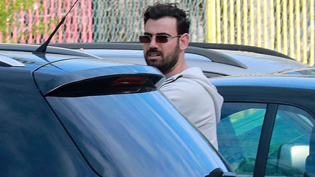 Ο Νίκος Πολυδερόπουλος σε νέα δημόσια εμφάνιση με τη σύντροφό του!