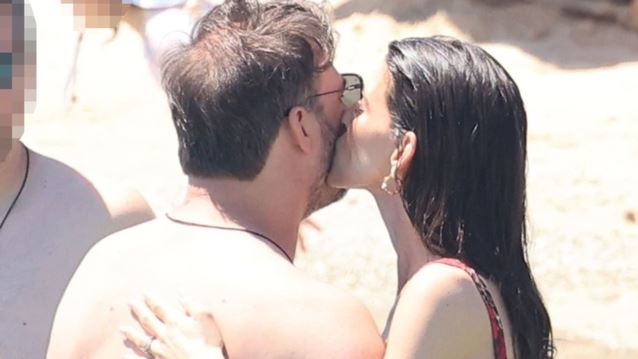 Γιώργος Σαμπάνης &amp; Ιωάννα Σαρρή full in love στη Μύκονο