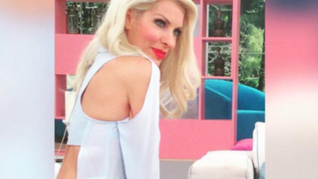 Ελένη Μενεγάκη: Η εμφάνιση στην εκπομπή της Τετάρτης: Ξέρουμε τι φόρεσε!