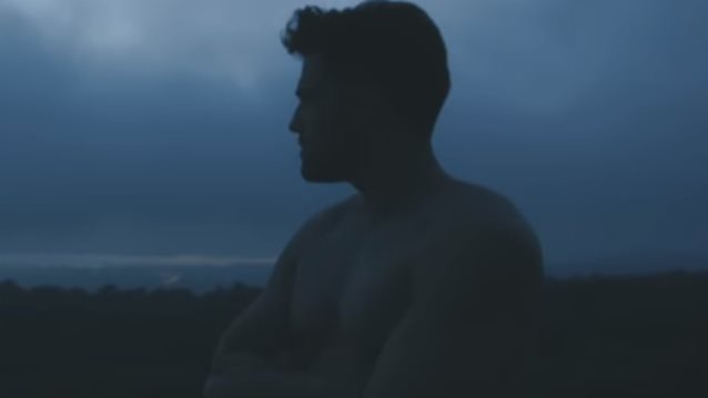 Κωνσταντίνος Αργυρός: Ακούστε το πρώτο του τραγούδι από την Panik Platinum σε μουσική και στίχους Πέτρου Ιακωβίδη!