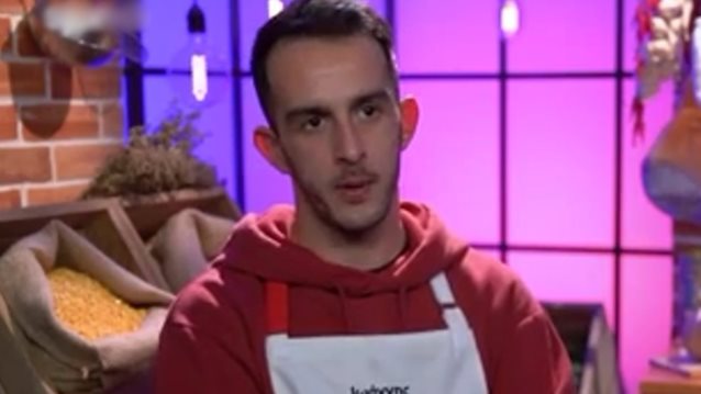 MasterChef | Νέα "πυρά" Ιωάννη κατά Κωστή: "Ακόμα και εκεί είναι νυφίτσα"